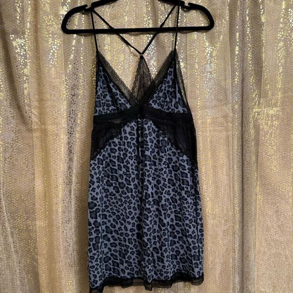 Victorias Secret Black Gray Cheetah Racerback Soft Nightgown Large NWOT - Picture 1 of 5